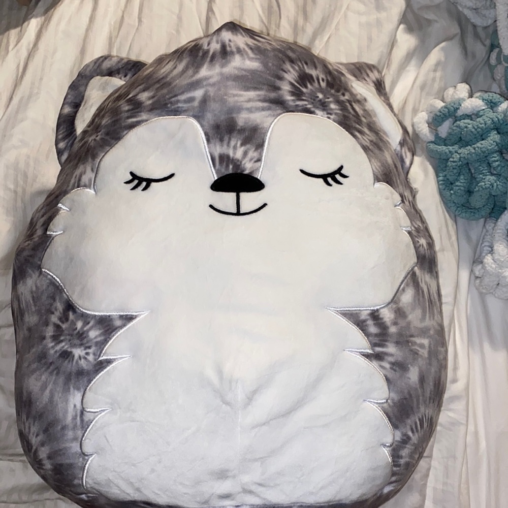 Heidi wolf squishmallow